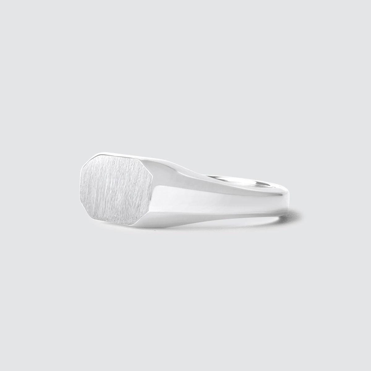 Tariq - Chevalière argent brossé mat 7 mm