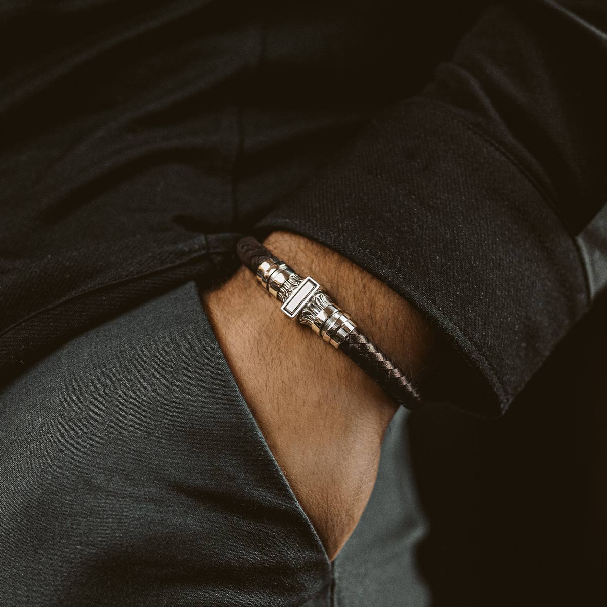 Mirnes - Genuine Dark Brown Leather Bracelet with Sterling Silver 7mm