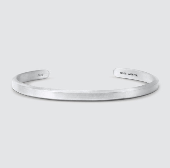 Front view of the sterling silver Noor mens cuff bracelet, engraved with 925 and Ninetwofive.