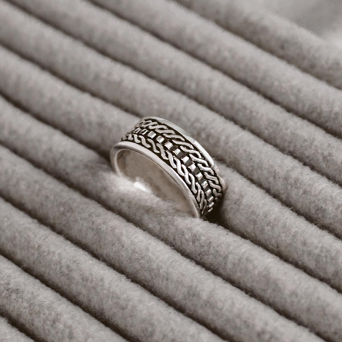 fariq mens silver ring