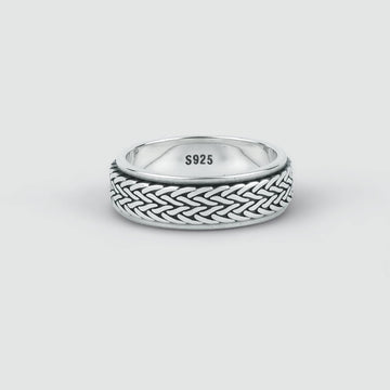 A braided Hani - Sterling Silver Spinner Ring 8mm.