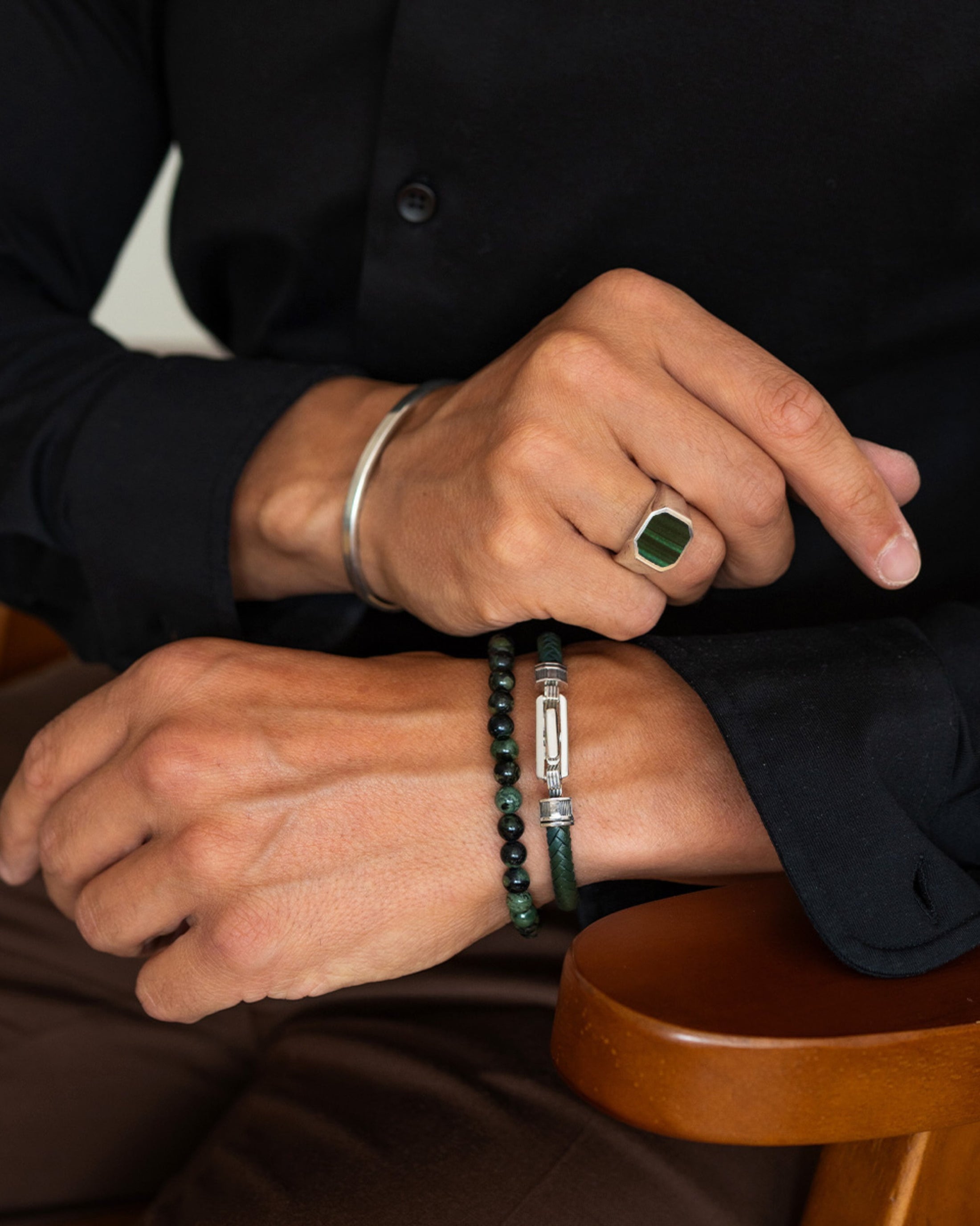 How to Polish Silver Rings: The Complete Guide for Men