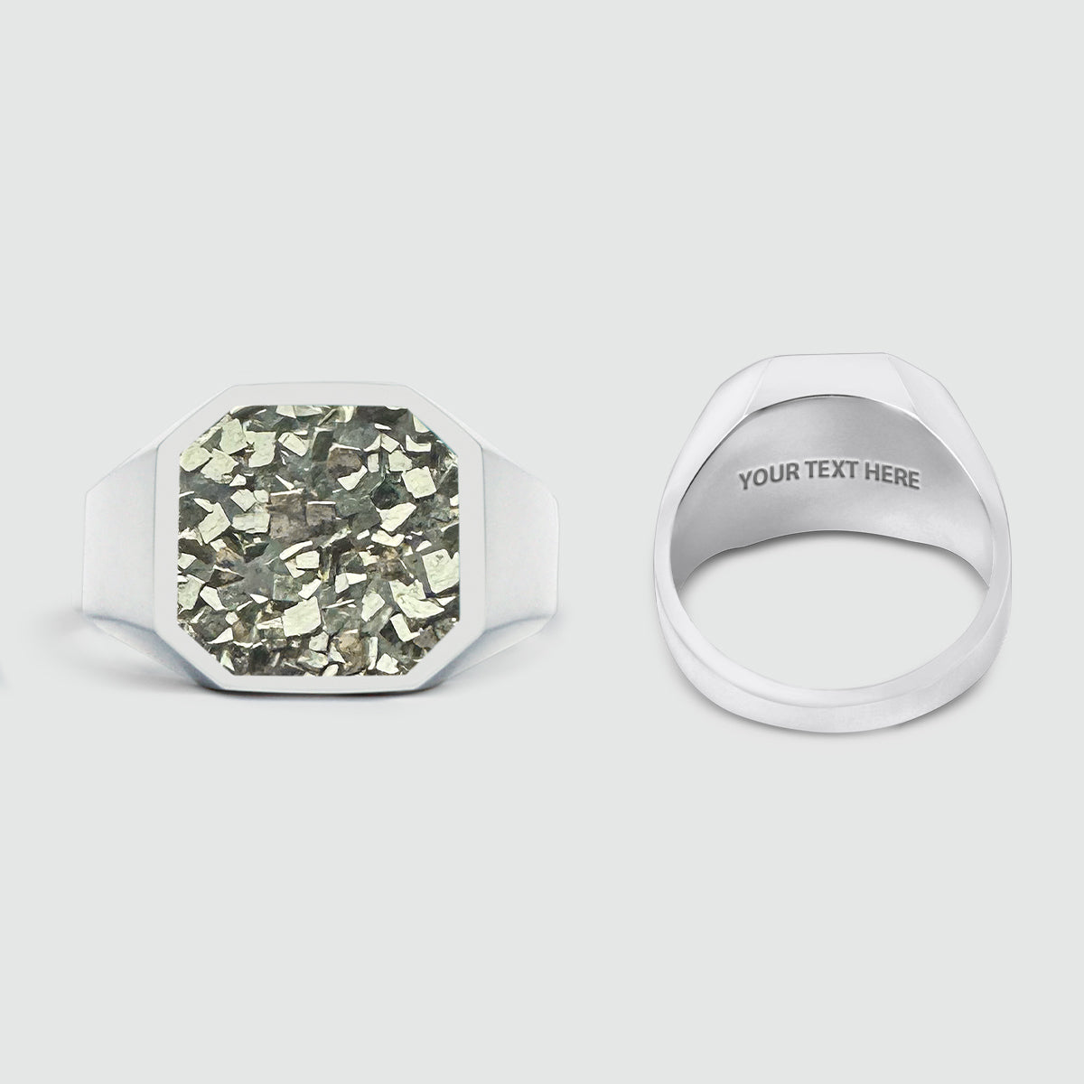 Vorderansicht eines Siegelrings für Herren mit dem gravierbaren Bereich für einen persönlichen Text.