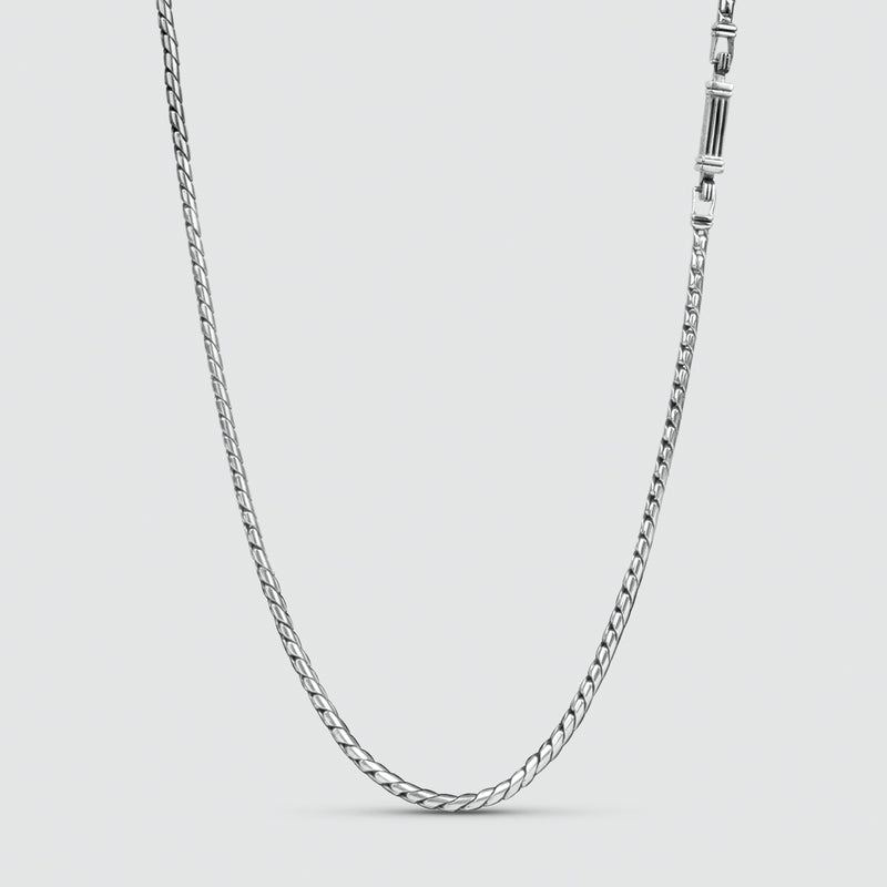 Emir - Sterling Silver Minimalist Necklace 2.5mm