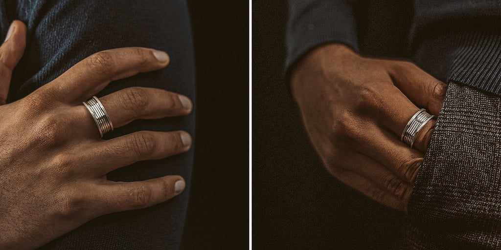 Twee foto's van een man met een ring aan zijn hand.