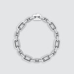 Ansicht von oben auf Aqdas Sterlingsilber-Armband für Männer mit römischen Bögen. Ninetwofive