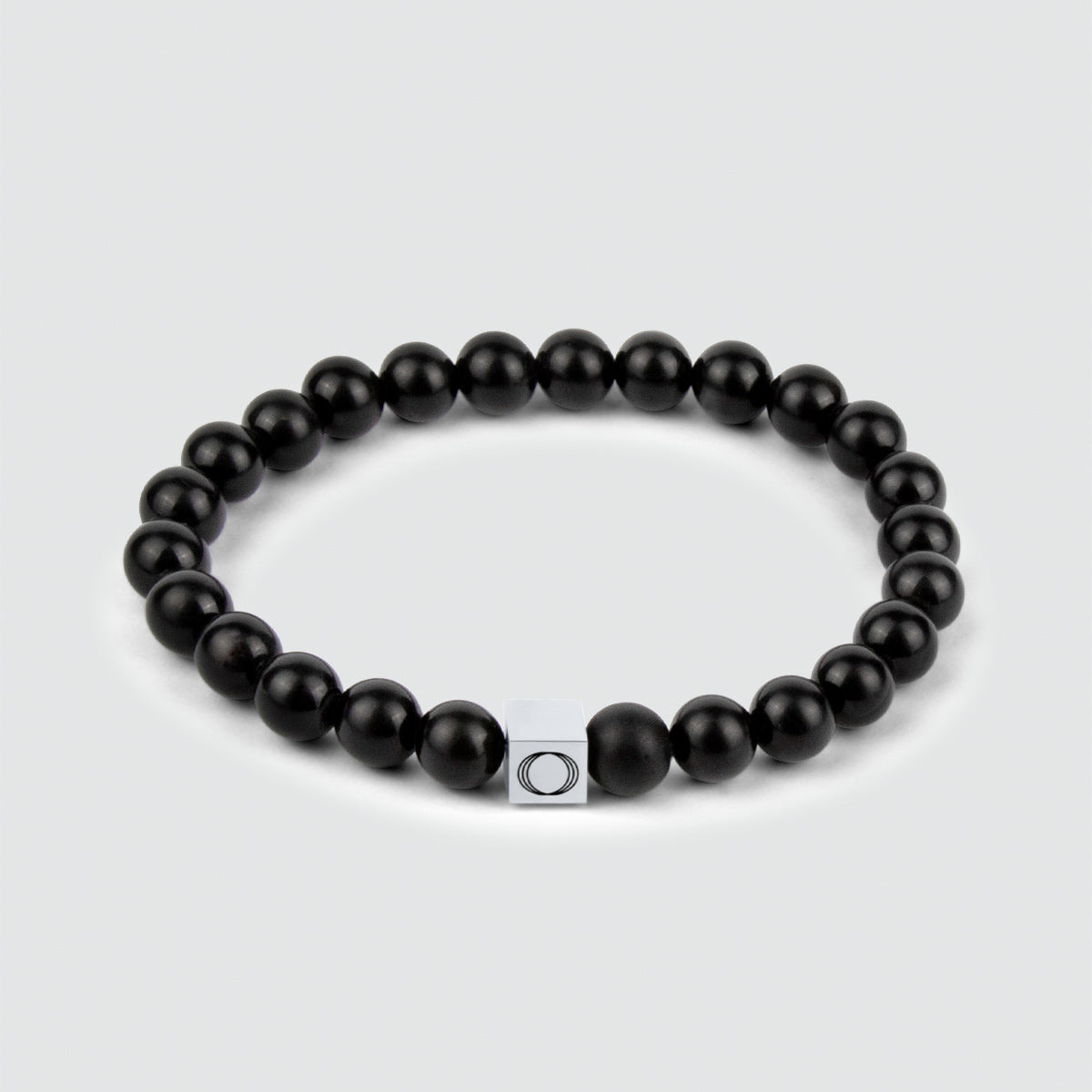 Aswad - Mat Zwarte Kralen Armband 8mm met een dikte van 8mm en gemaakt met onyx steen.