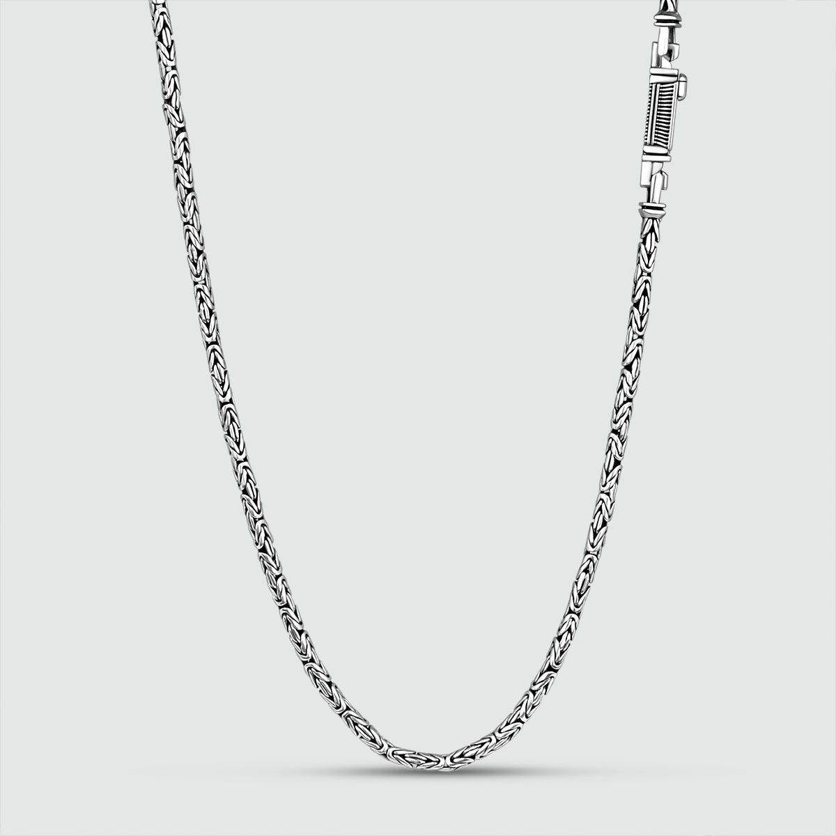 Front view of mens silver Ramsi 925 sterling cavetto chain from Ninetwofive.