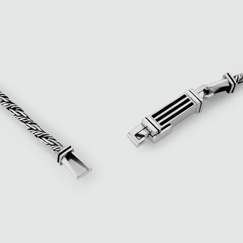 Nadir-Herrenarmband aus 925er Silber mit offenem Verschluss von Ninetwofive