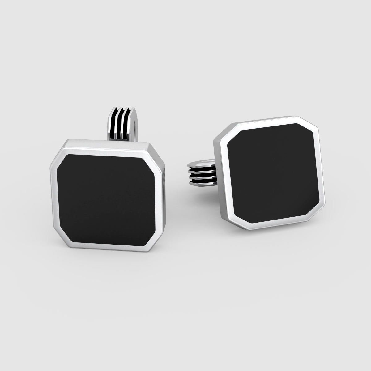 Vooraanzicht van de Nael sterling zilveren Black Onyx manchetknopen voor heren van Ninetwofive.