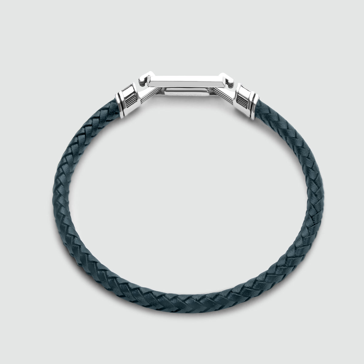 Razin - Bracelet en cuir tressé bleu marine avec perles en argent sterling de 5,5 mm - Vue de dessus - NineTwoFive
