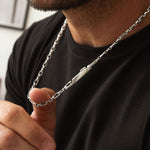 Model showing mens 925 sterling silver chain link from Ninetwofive