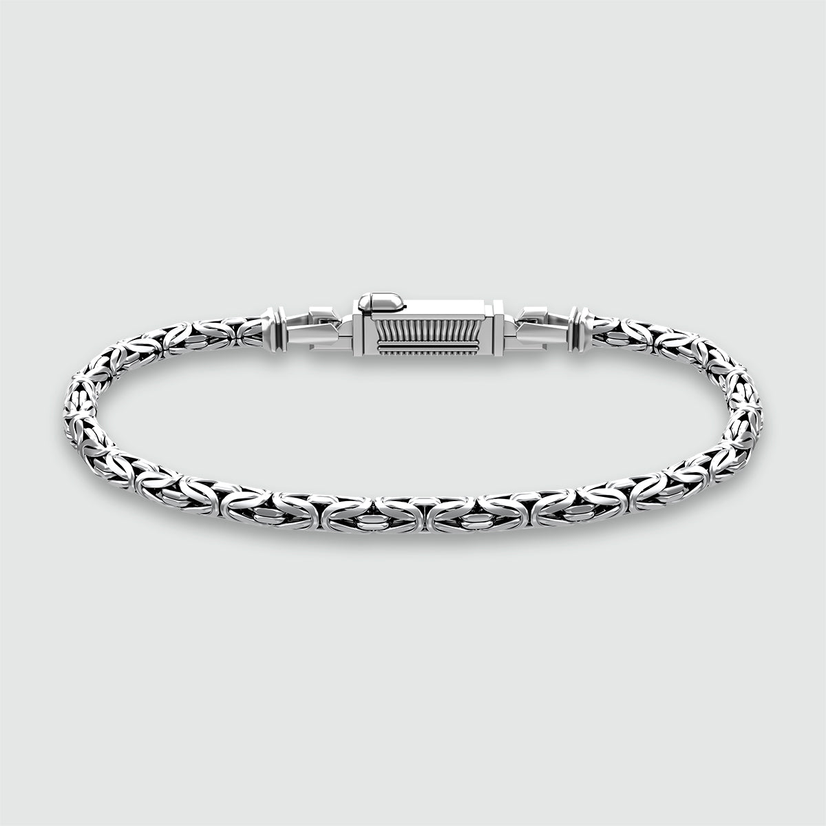 Ramsi Byzantine bracelet in sterling silver from Ninetwofive front detail. 