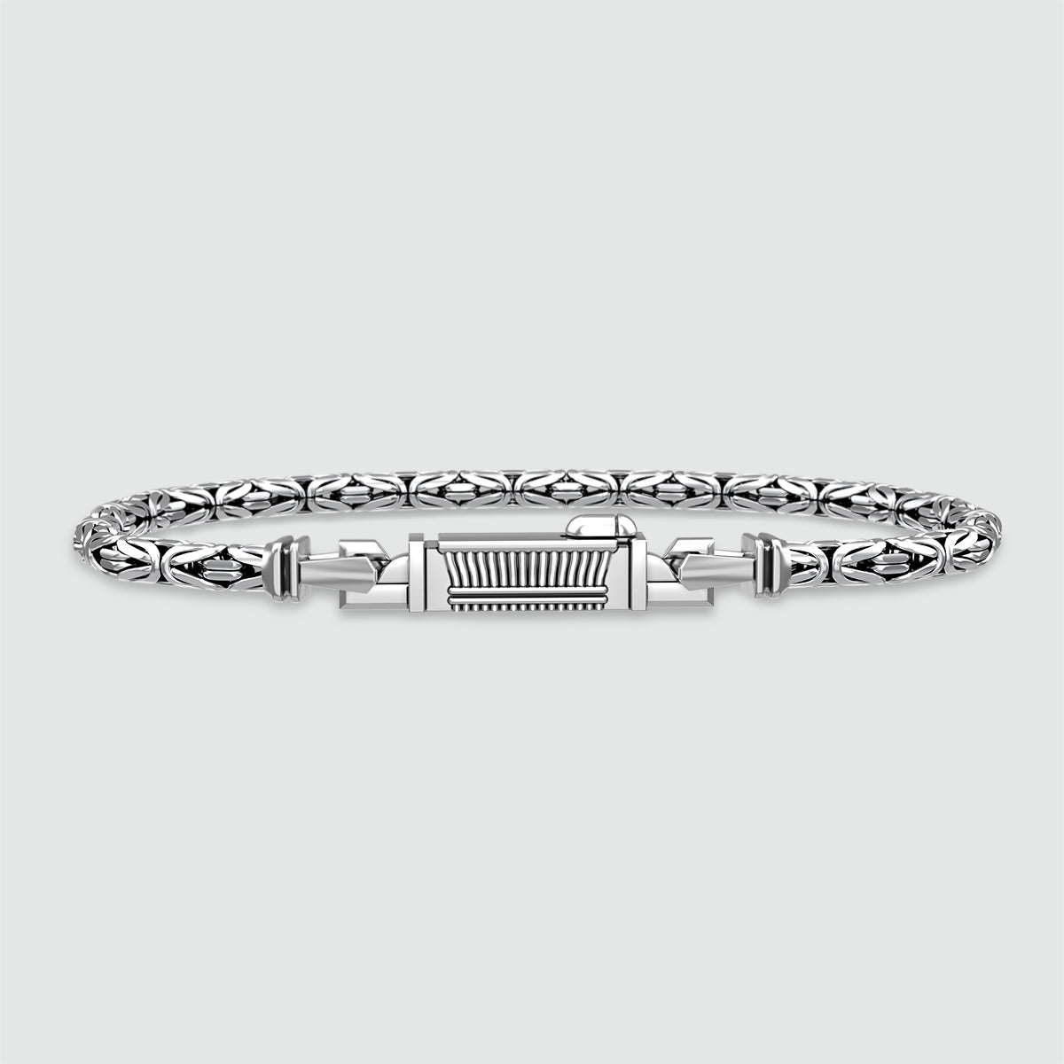Bracelet byzantin en argent du massif Ramsi vue de face. Ninetwofive