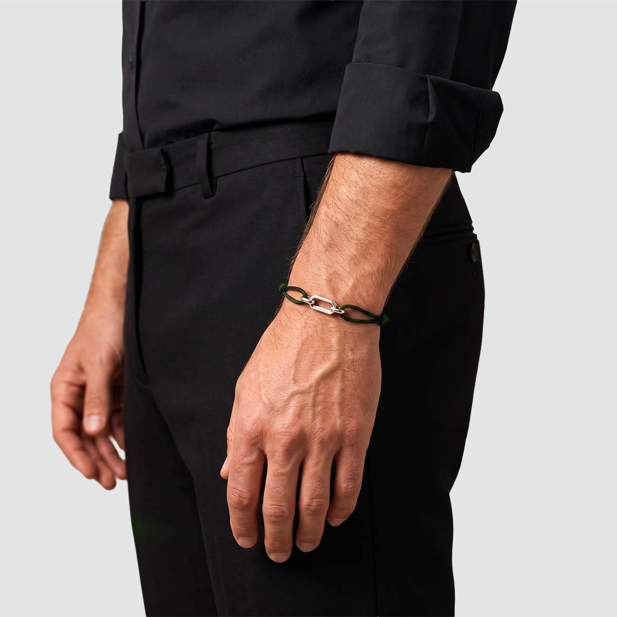 Aamir – Green Rope Chain Link Bracelet – model photo - NineTwoFive