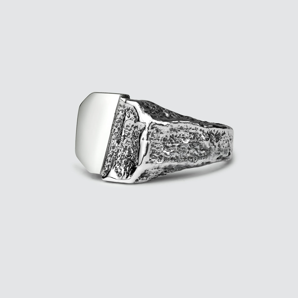 Tawasul-Ring mit sauberer architektonischer Spaltung aus Sterlingsilber