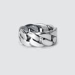 Ein Rayen - Silber Cuban Link Ring 9mm mit einer Kette für ihn.