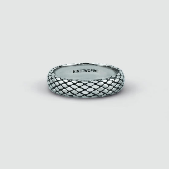 Front view of Ferran oxidised sterling silver mens ring with a snakeskin pattern designed by Ninetwofive. 